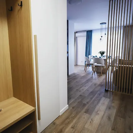 Apartment Szept Zurawia